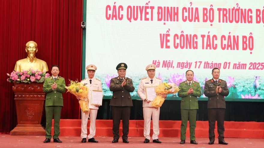 Đại tá Nguyễn Tiến Đạt và Đại tá Nguyễn Ngọc Quyền giữ chức PGĐ Công an Hà Nội